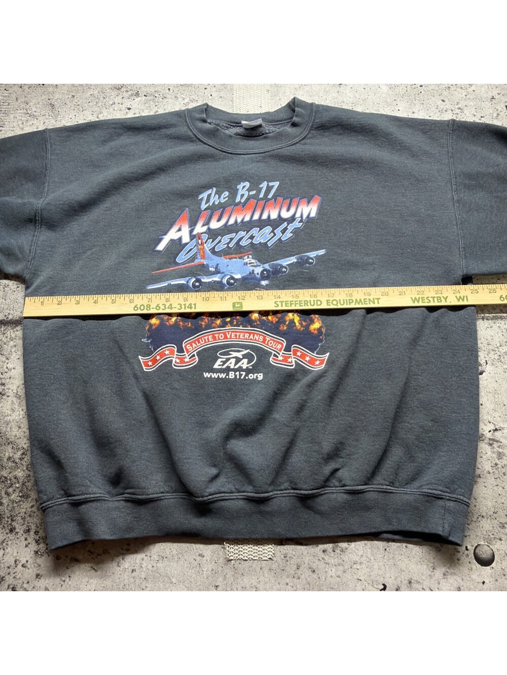 EAA 17 Airplane Crewneck Sweatshirt sz XL Grey - Picture 4 of 5